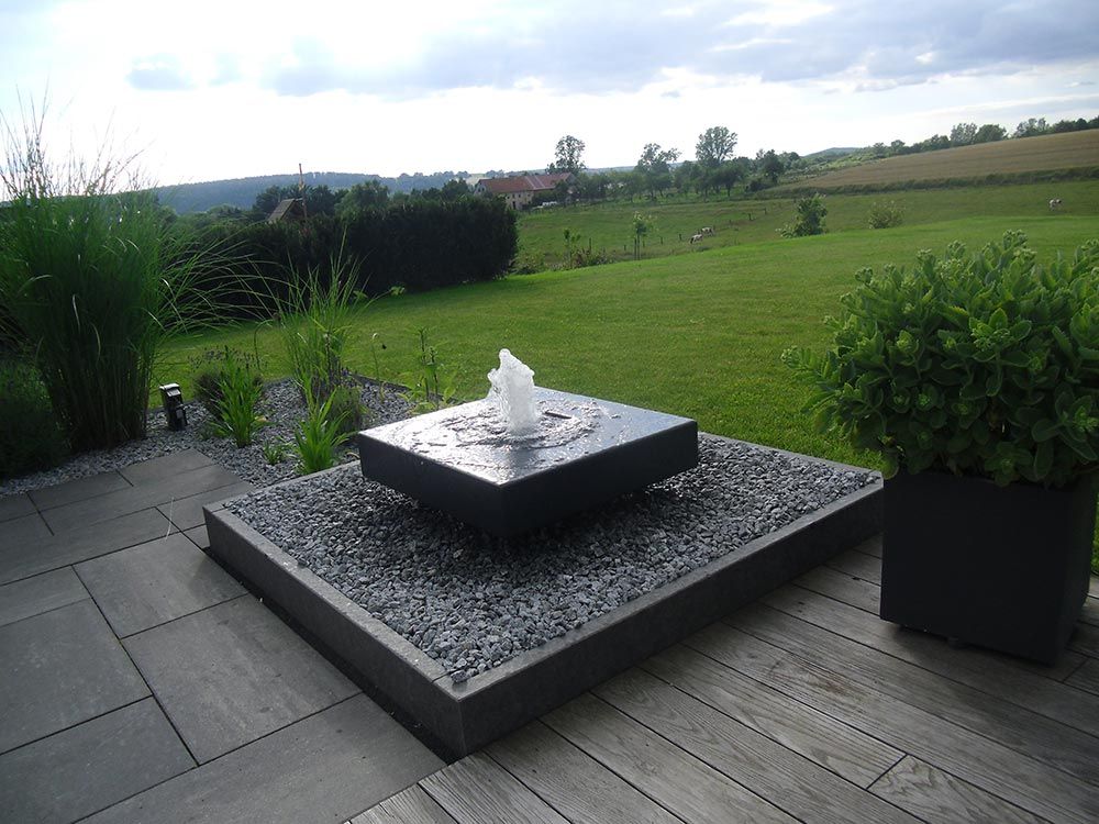Two tiered Reflection Pool water feature